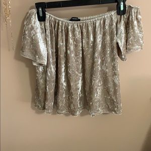 Off shoulder Velvet tee